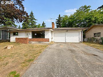 1st image of 10505 SE Long St