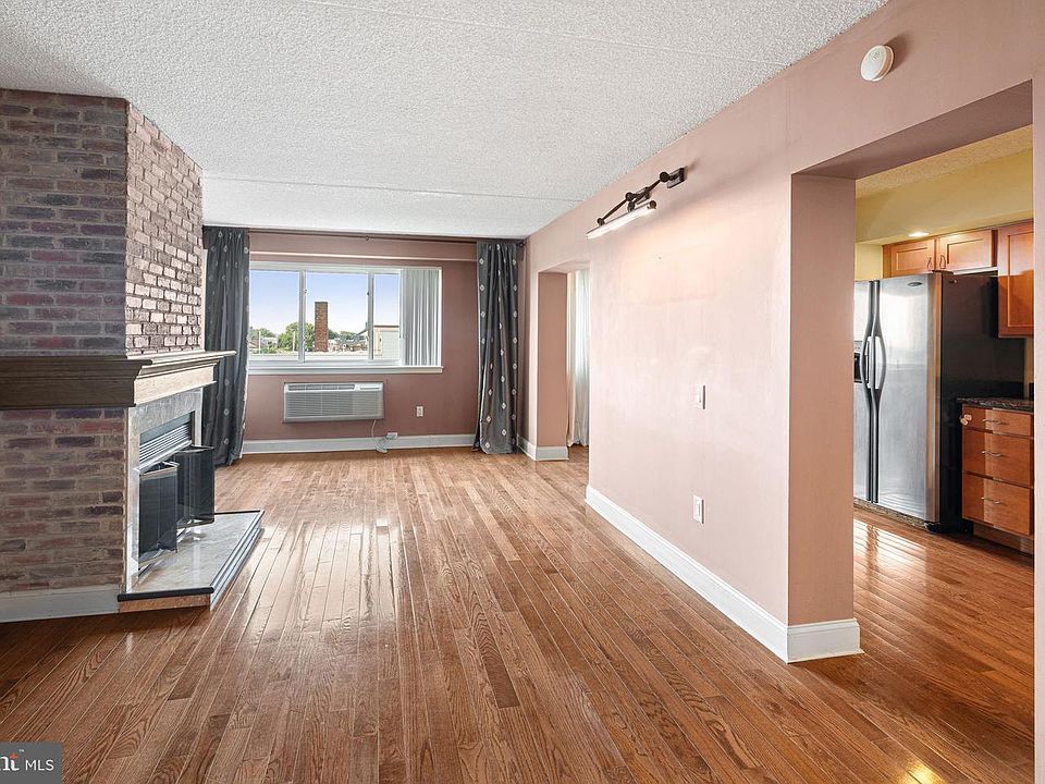 1st image of 200 Lombard St #10-732