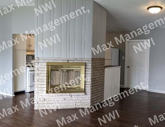 4th image of 5500 Fillmore St