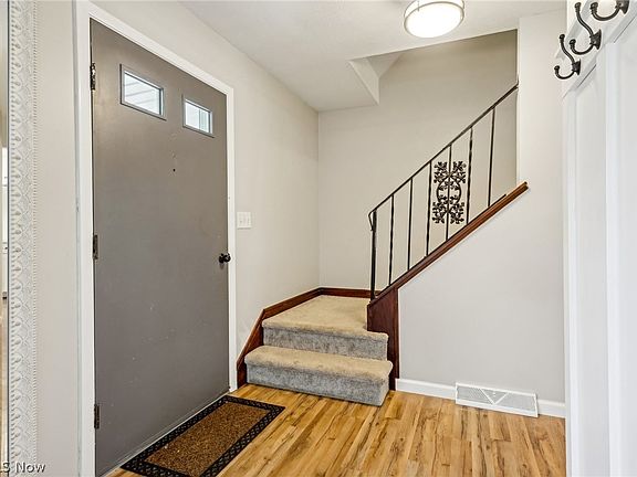 4th image of 7355 Connie Dr