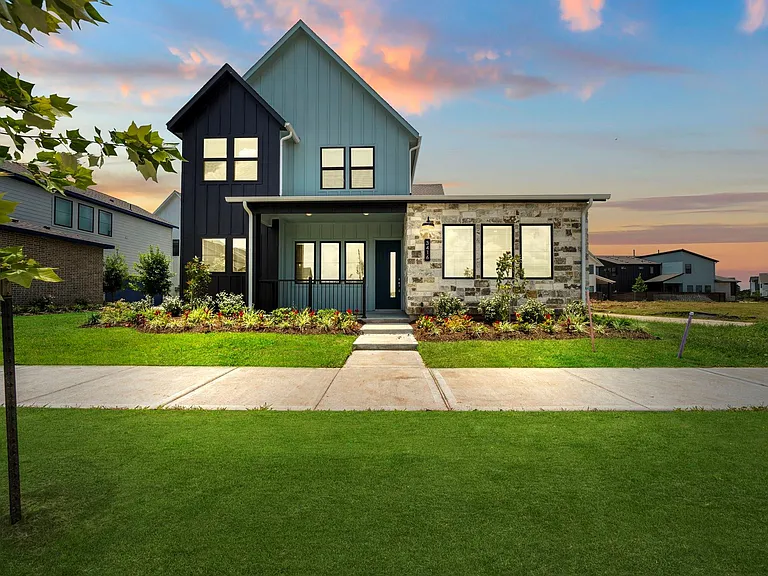 3416 Indigo Way — Photo 1