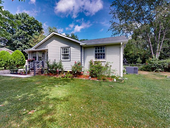 3rd image of 6631 Scenic Dr