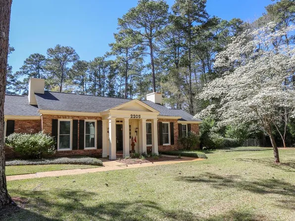 2205 Trowbridge Rd, Albany, GA 31721