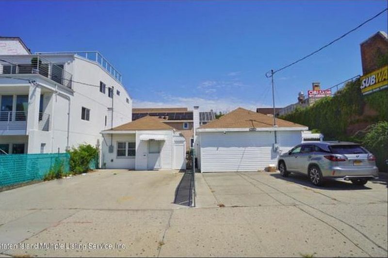 1611 Oriental Blvd, Brooklyn, NY 11235 MLS 3338930 Zillow