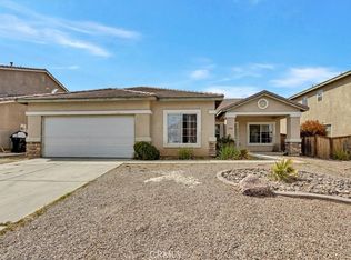 11782 Winewood Rd, Victorville, CA 92392