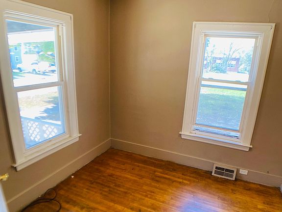 4th image of 425 Adams St SE #1