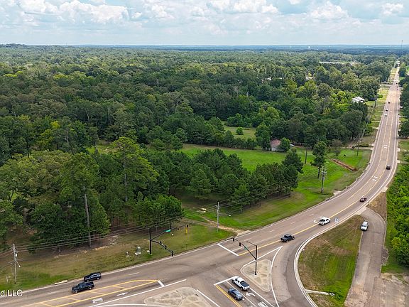 5th image of 2504 State Highway 468