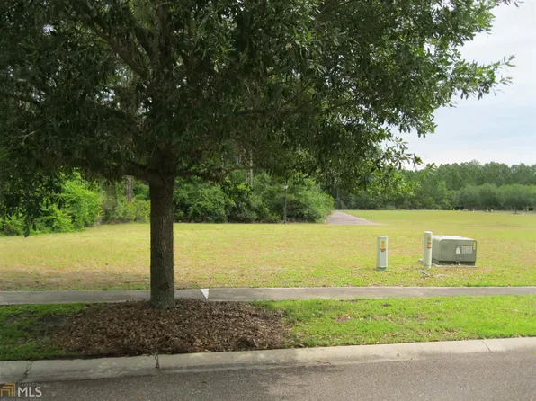 208 Placid Rd, Saint Marys, GA 31558