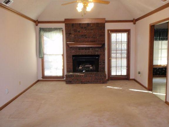 5th image of 1549 Wind River Cir W