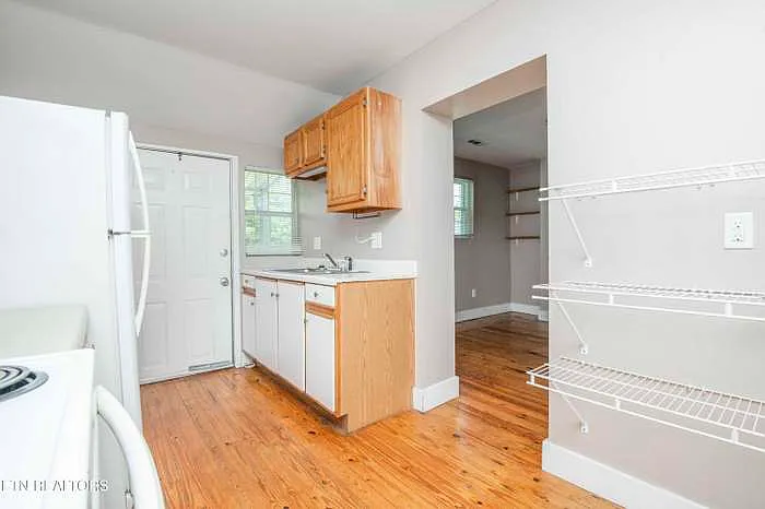 210 Dodson Ave — Photo 10