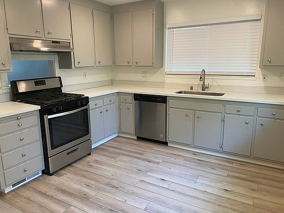 4th image of 518 Joaquin Dr