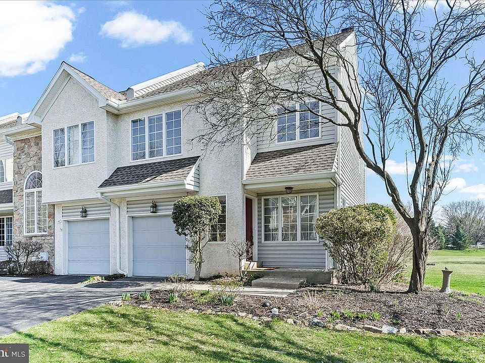 1st image of 48 Buttonwood Dr