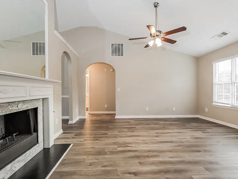 272 Grover Turner Way — Photo 5