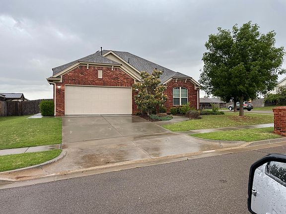 4th image of 3101 Yosemite Dr