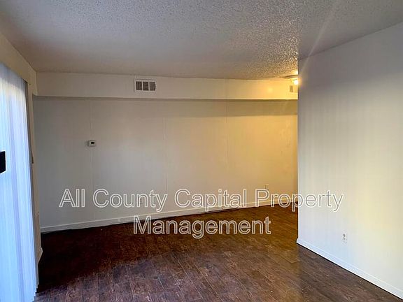 2nd image of 2904 Sweeney Ln #C