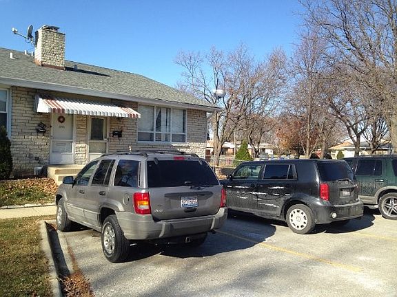 3rd image of 363 Dover Dr