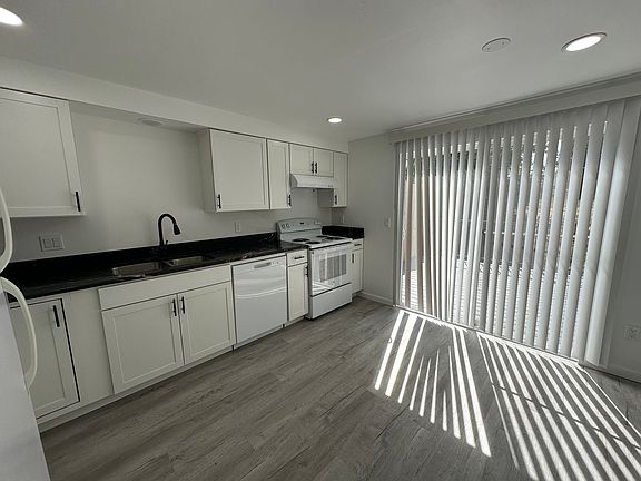 4th image of 1527 Santiam Rd SE #3