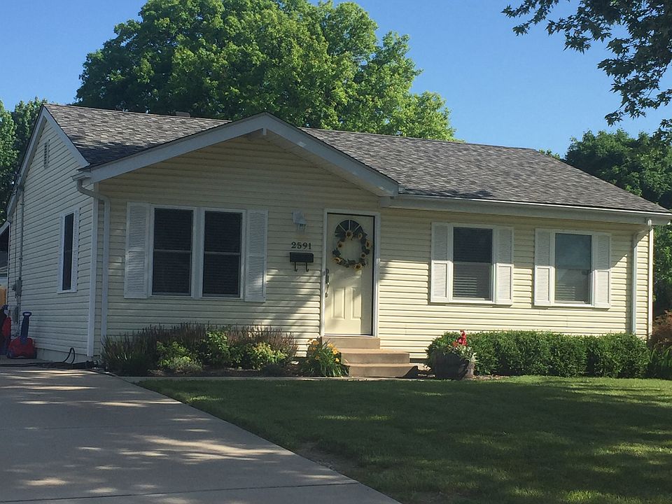 1st image of 2591 Monica Dr
