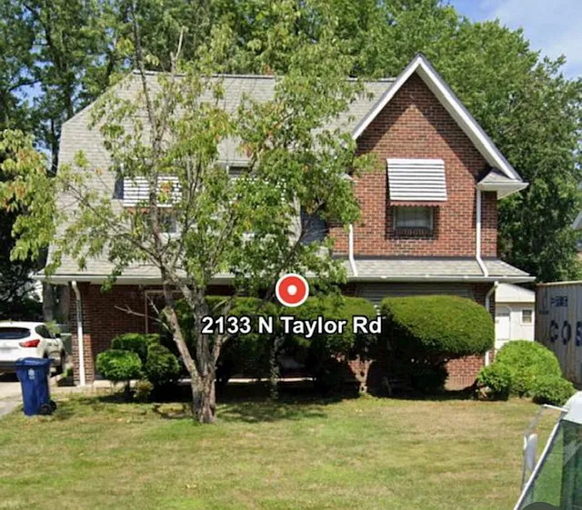 2133 N Taylor Rd photo 1