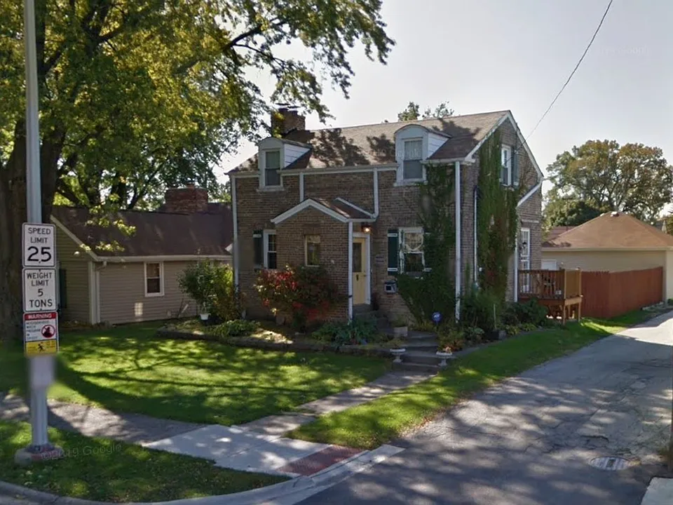 9510 Campbell Ave