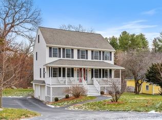 55 Trotting Park Rd, Lowell, MA 01854