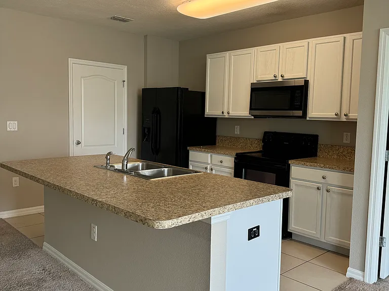 2000 Sky Meadow Ln — Photo 8