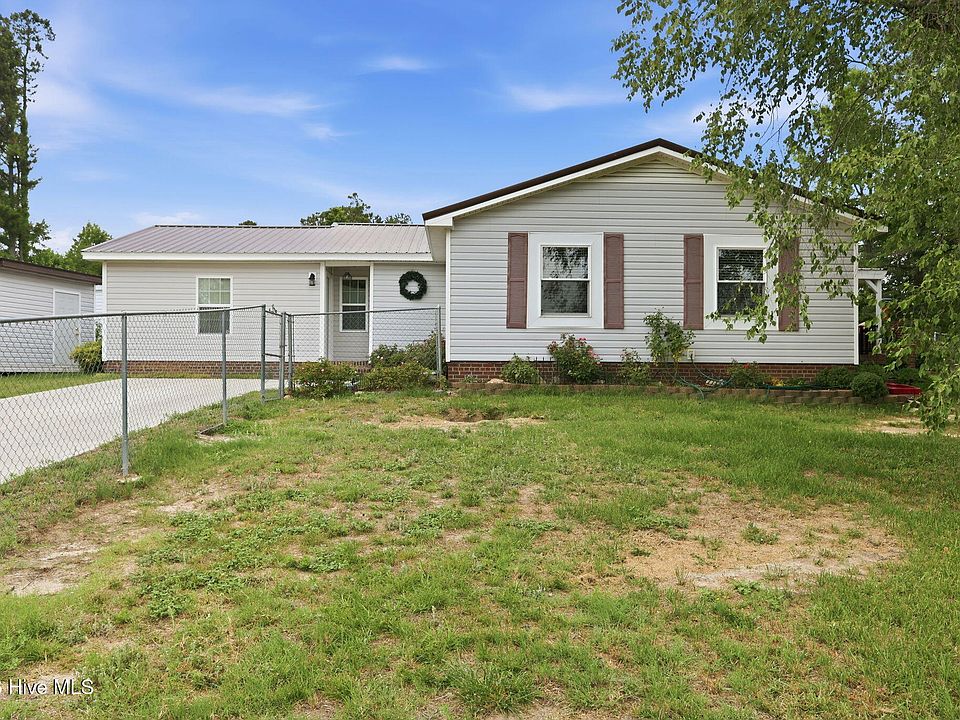 1st image of 16 Crestview Place