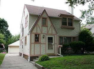 2720 Eastmoreland Dr, Oregon, OH 43616