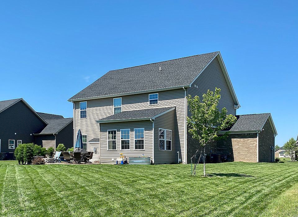 2nd image of 1827 Windborne Ln