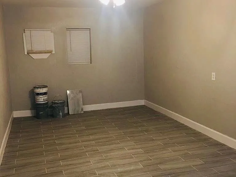 513 Cypress Ave — Photo 7