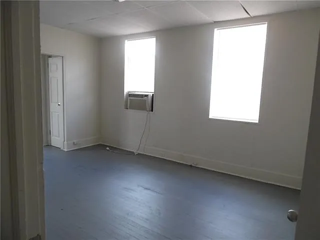 1426 Urania St — Photo 4