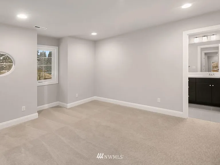 14918 SE 46th St — Photo 16