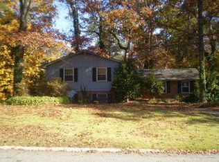 4611 Holliston Rd, Dunwoody, GA 30360