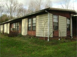 829 Arnoldsburg Rd, Spencer, WV 25276