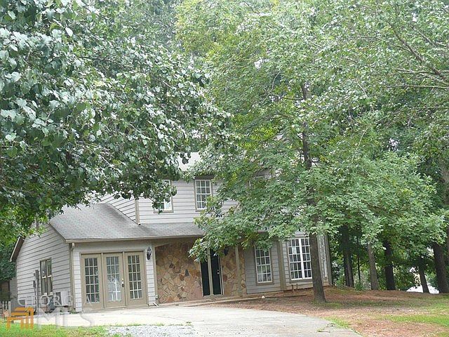 1st image of 2955 Hidden Dr
