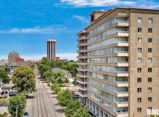 718 S 7th St APT 101, Springfield, IL 62703