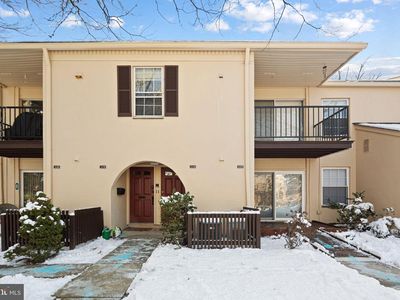 318 Old Forge Xing #318, Devon, PA, 19333