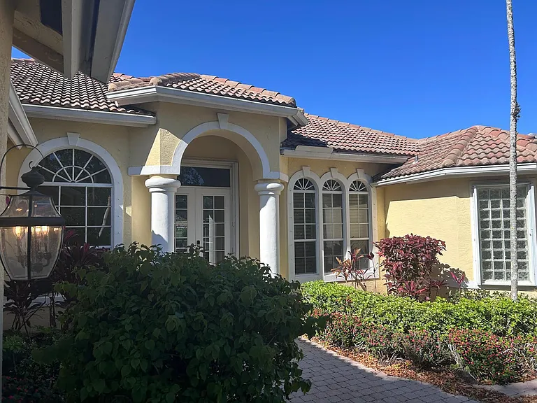 8992 Lakes Blvd — Photo 6