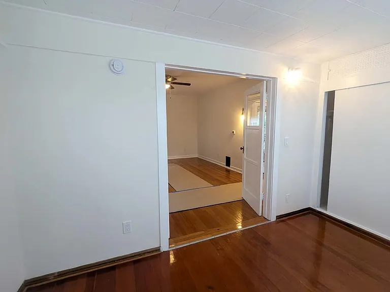 1421 Kellam Ave — Photo 13