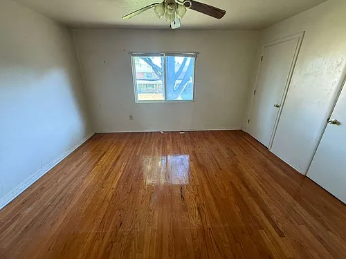4889 Banbury Ct Photo 1