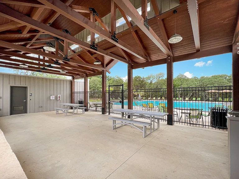 7710 Ponderosa Pne — Photo 40