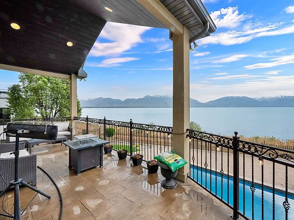 5th image of 192 E Lakeside Ct