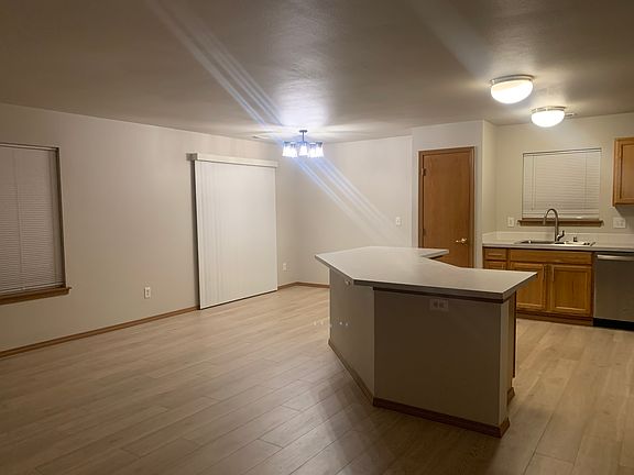 5th image of 6130 71st Avenue Ct W