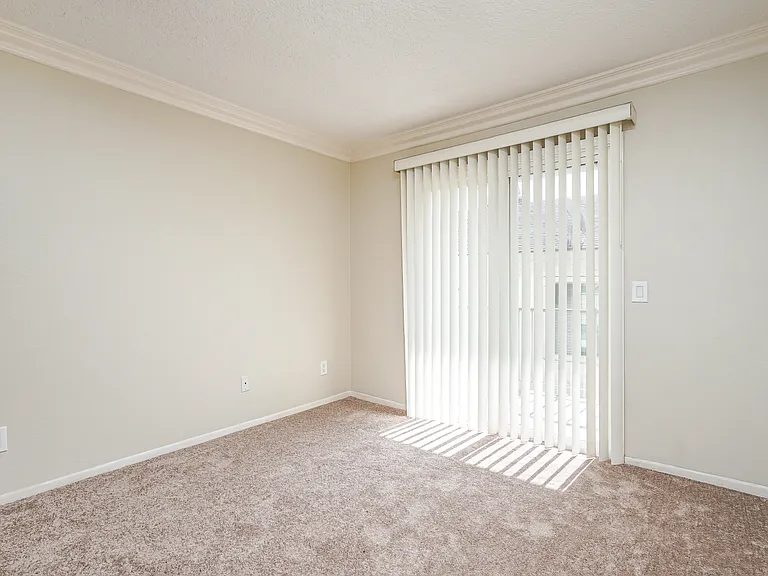 3425 E 15th St #12 — Photo 17