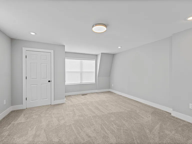1648 Dauner Ave #B — Photo 31