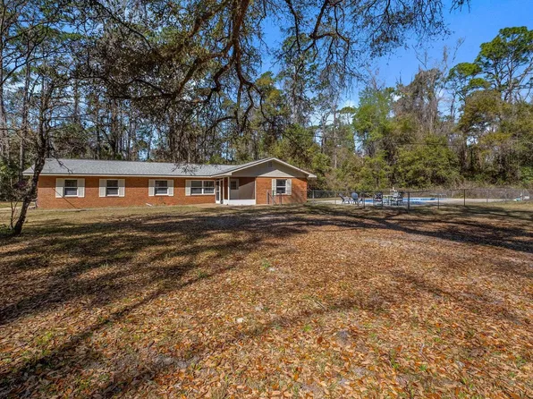 88 Canopy Ln, Crawfordville, FL 32327