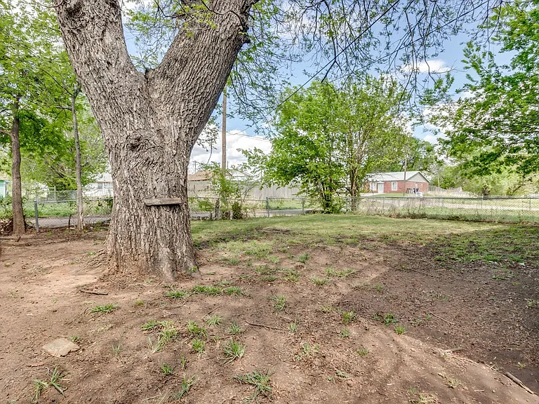 1005 SW 63rd St — Photo 54