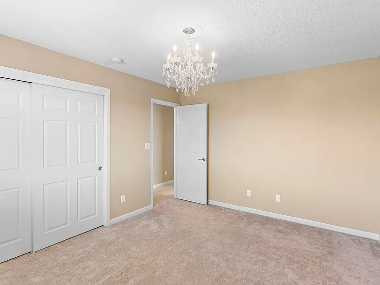 604 Loma Linda Loop NE — Photo 36