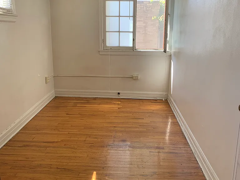 1320 York St #6 — Photo 10
