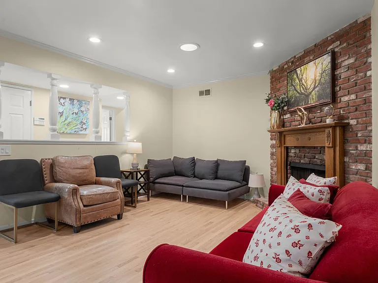 8937 Monogram Ave — Photo 43